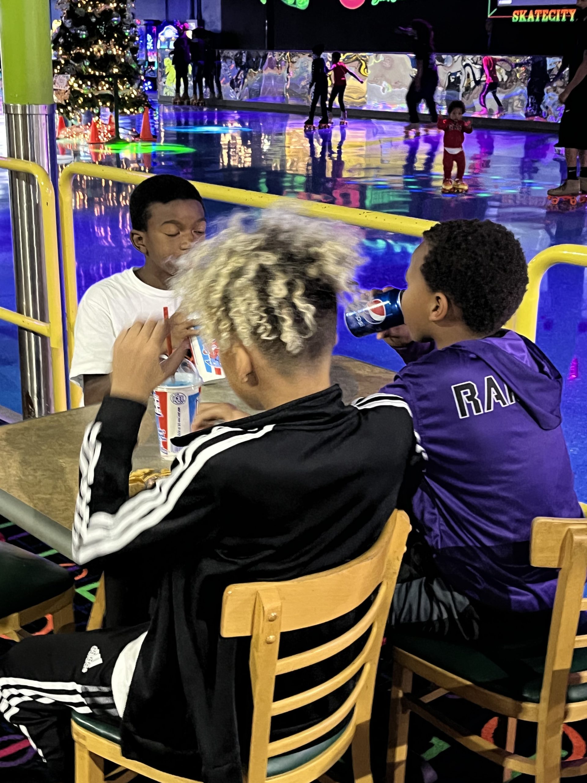 Photo 5 from 2nd Annual Roll Holidays